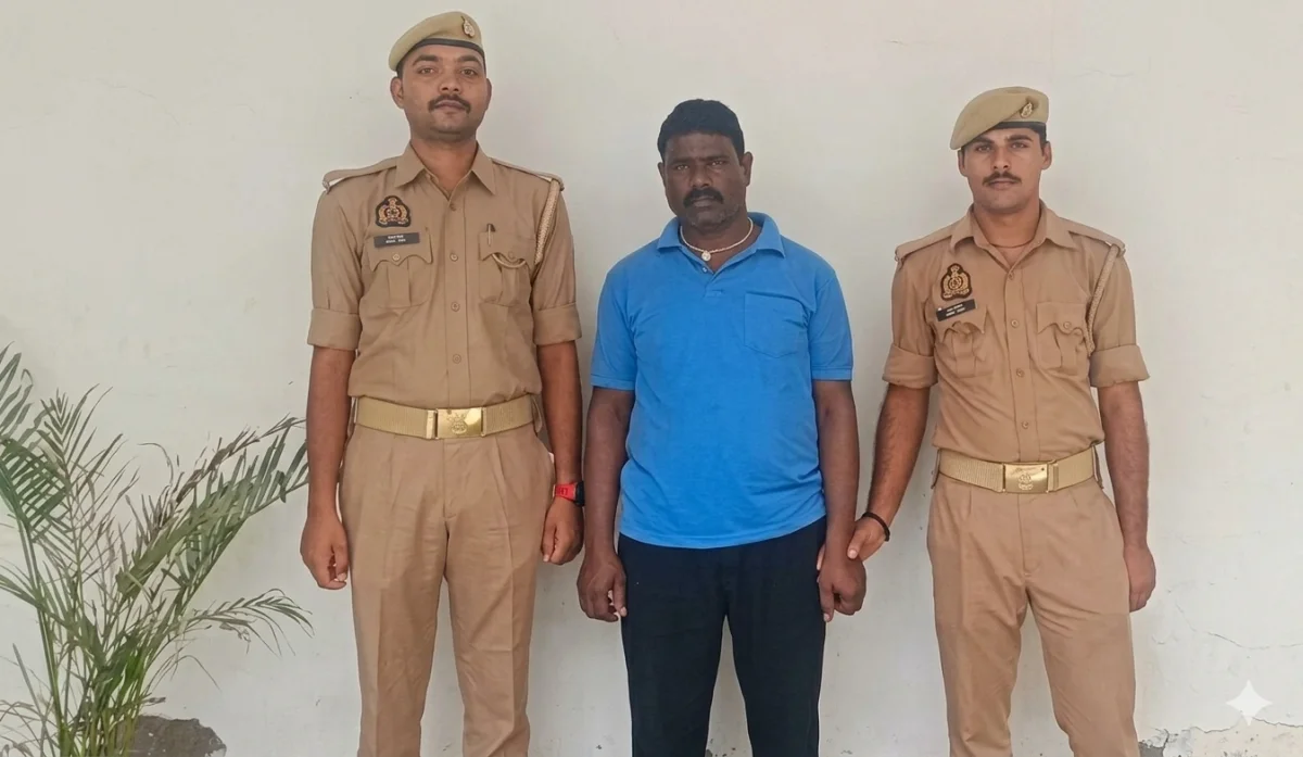 चन्दौली पुलिस के हत्थे चढ़ा शातिर जालसाज, फर्जी दस्तावेजों के सहारे कर रहा था खेल
