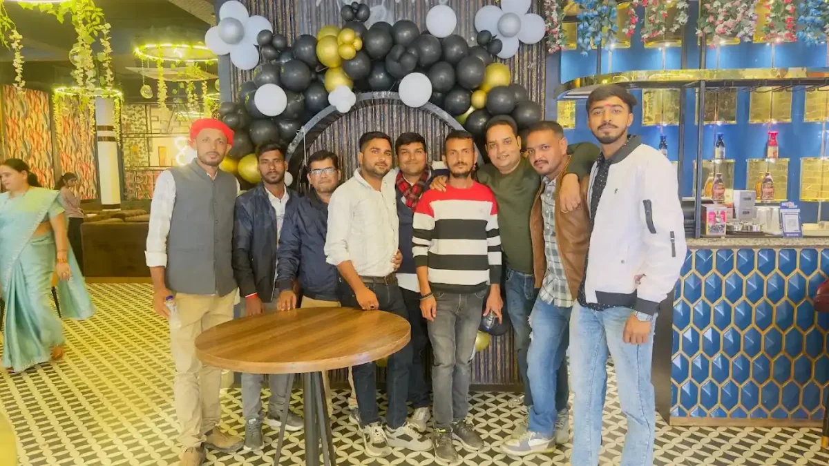 मुगलसराय में जायके की नई पहचान: DDU जंक्शन के पास 'Elaichi Restaurant By Andaaz'