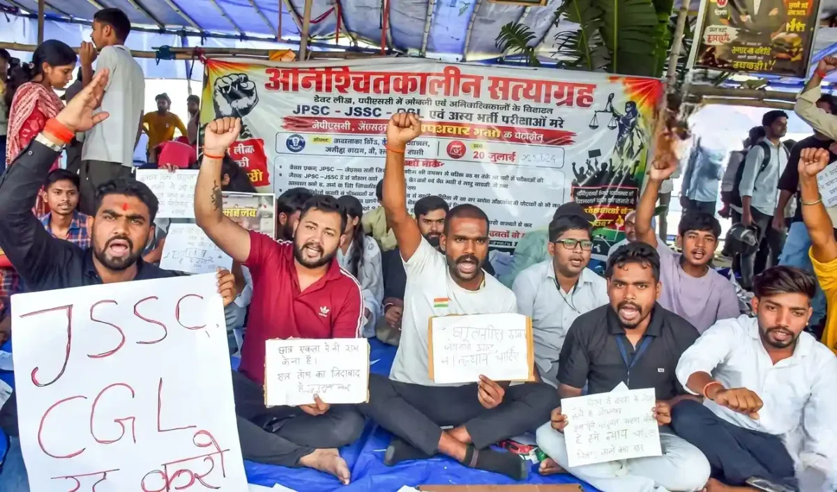 रांची में छात्रों की जिद बरकरार: 22वें दिन भी ऐतिहासिक आंदोलन जारी, CM को लेकर कही बड़ी बात