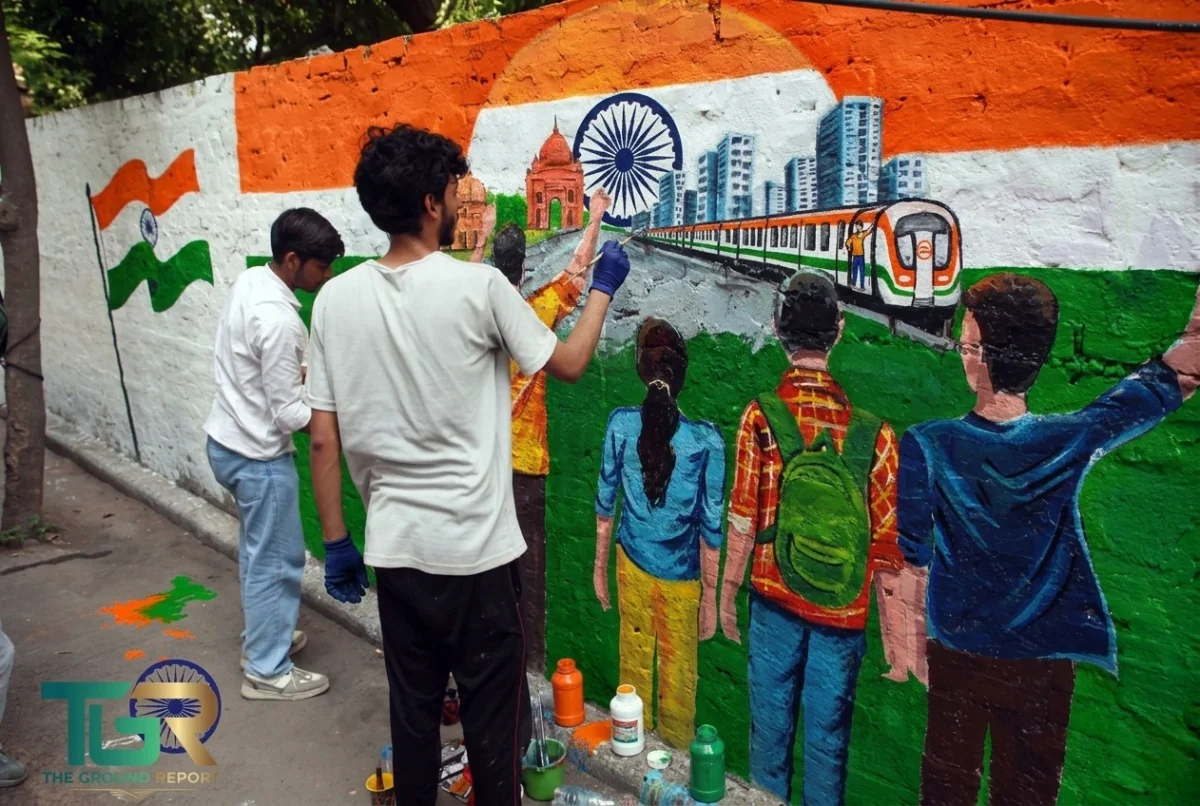 रंग दे बसंती: यूपी में दीवारों पर उतरी बदलती तस्वीर, युवाओं ने दिखाई कला